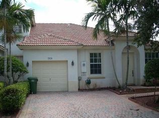 7970 NW 18th Ct, Hollywood, FL 33024