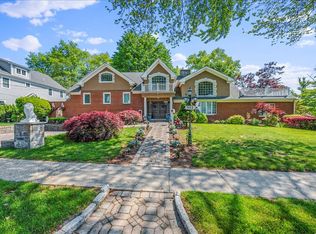 943 Washington Ave, Pelham, NY 10803