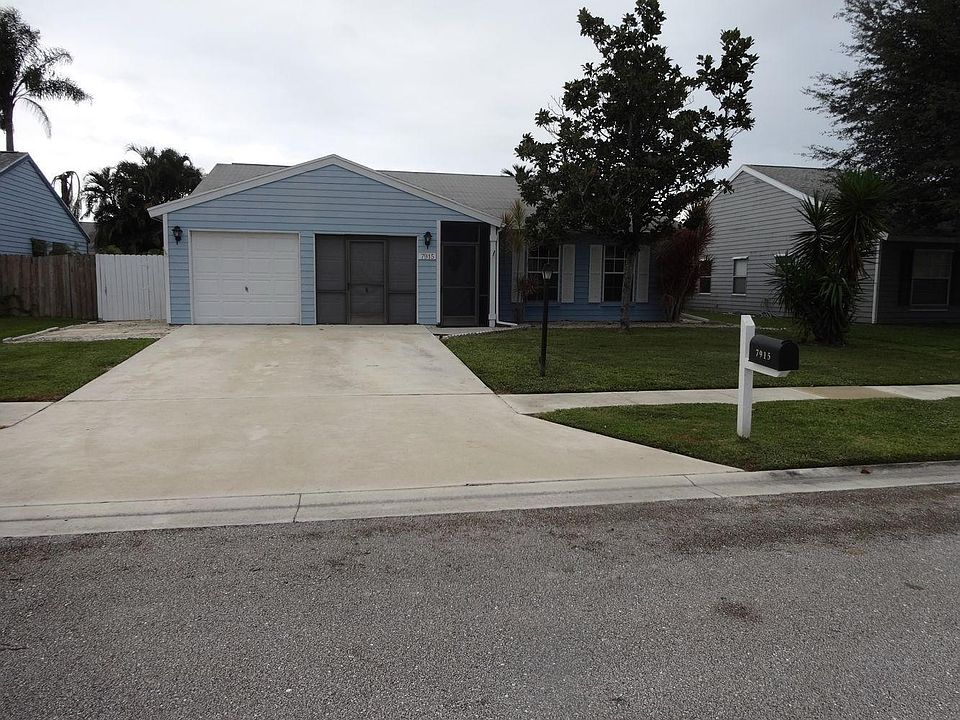 1st image of 7915 Blairwood Circle N