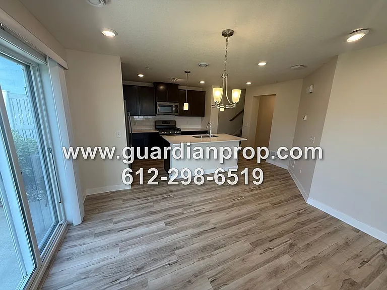 6113 Idler Cir S — Photo 3