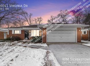 26041 Virginia Dr, Warren, MI