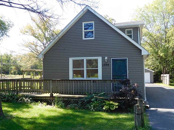 2nd image of 1304 N Johnston Ave