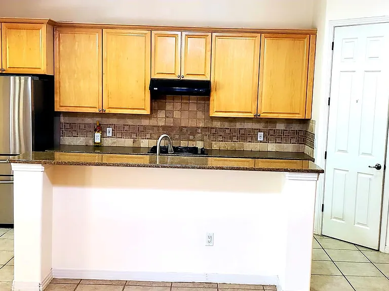8230 Spicewood Springs Rd — Photo 14