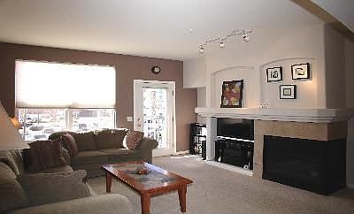 1st image of 1747 Pearl St APT 206