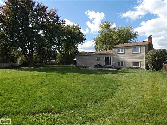3rd image of 16288 Picton Ct