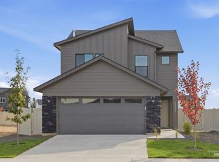 7435 W Newtown Dr, Eagle, ID 83616