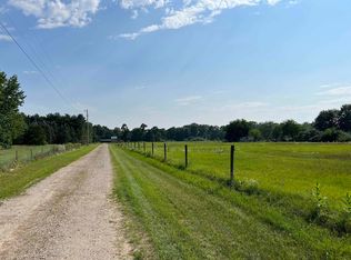 21812 State Line Rd, Bristol, IN 46507