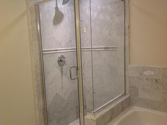 5th image of 1001 Laurel St Unit 324