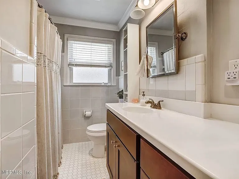 1357 Wolfe St — Photo 12