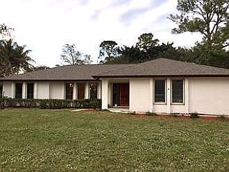 Large front porch entry