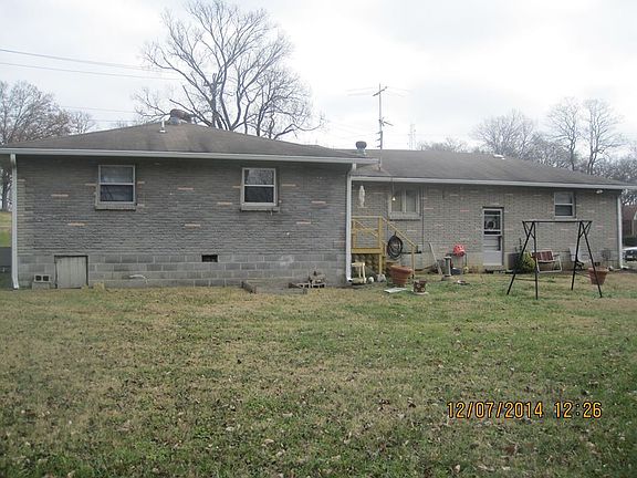 2nd image of 337 Oakview Dr.