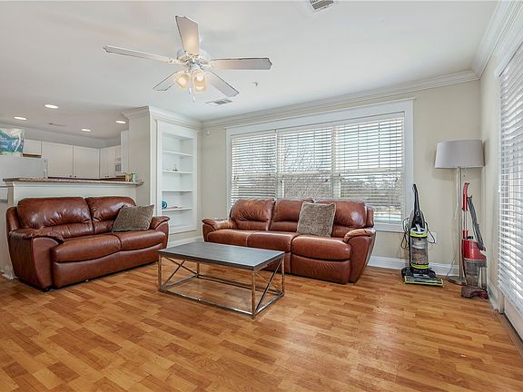 5th image of 1725 Harvey Mitchell Pkwy S APT 1334