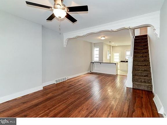 2nd image of 1814 S Rosewood St