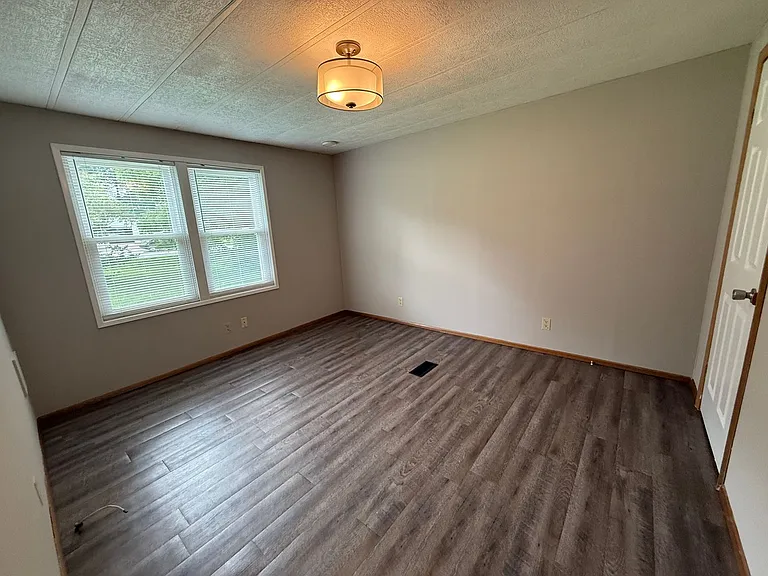3356 McCoy Rd — Photo 14