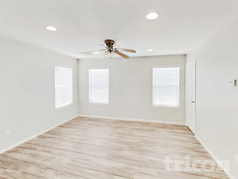 9804 Gold Pan Ct — Photo 2