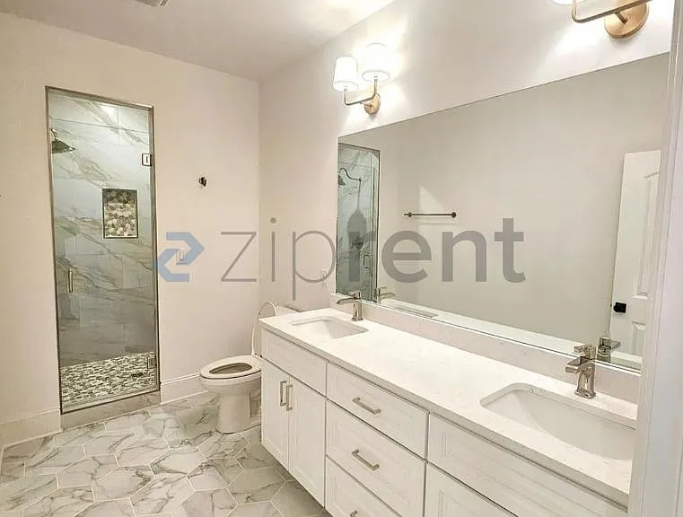 139 W Deaderick St — Photo 28