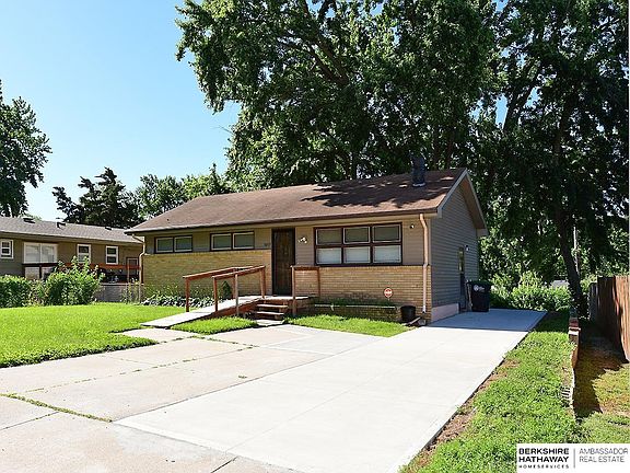 2nd image of 5609 Taylor St