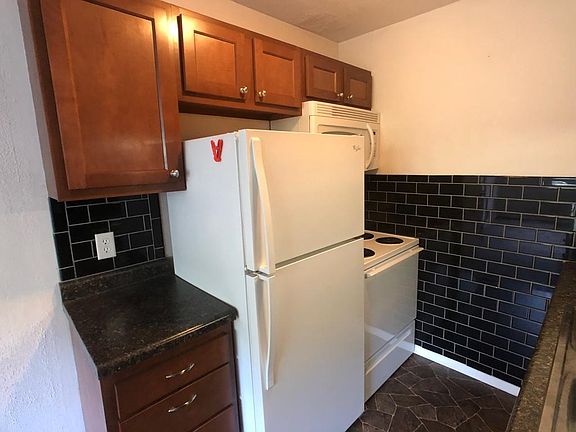 3rd image of 726 W Idaho Ave APT 4