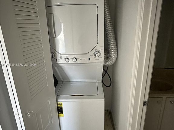 5th image of 800 SW 125th Way APT 311O