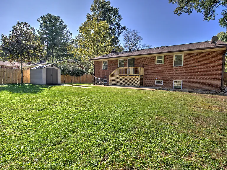 4227 University Dr — Photo 40