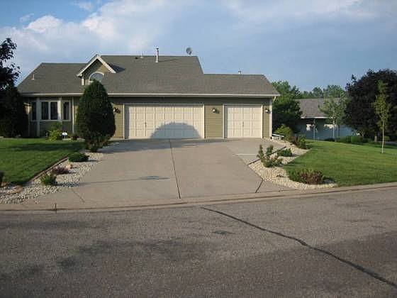 1st image of 5474 Golfview Cir N