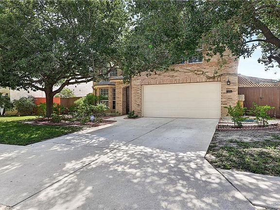 3rd image of 606 Barton Dr