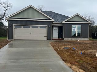 91 Cole Dr, Hawkinsville, GA 31036