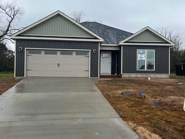 91 Cole Dr, Hawkinsville, GA 31036