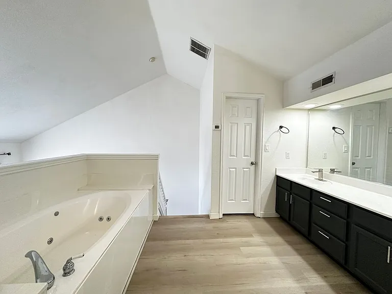 973 E Senior Band Rd — Photo 17