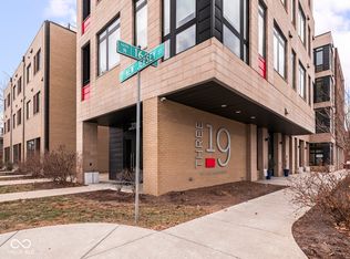 319 E 16th St Unit 402, Indianapolis, IN