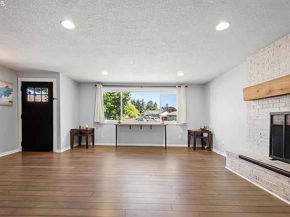 4th image of 8616 NE 100th St