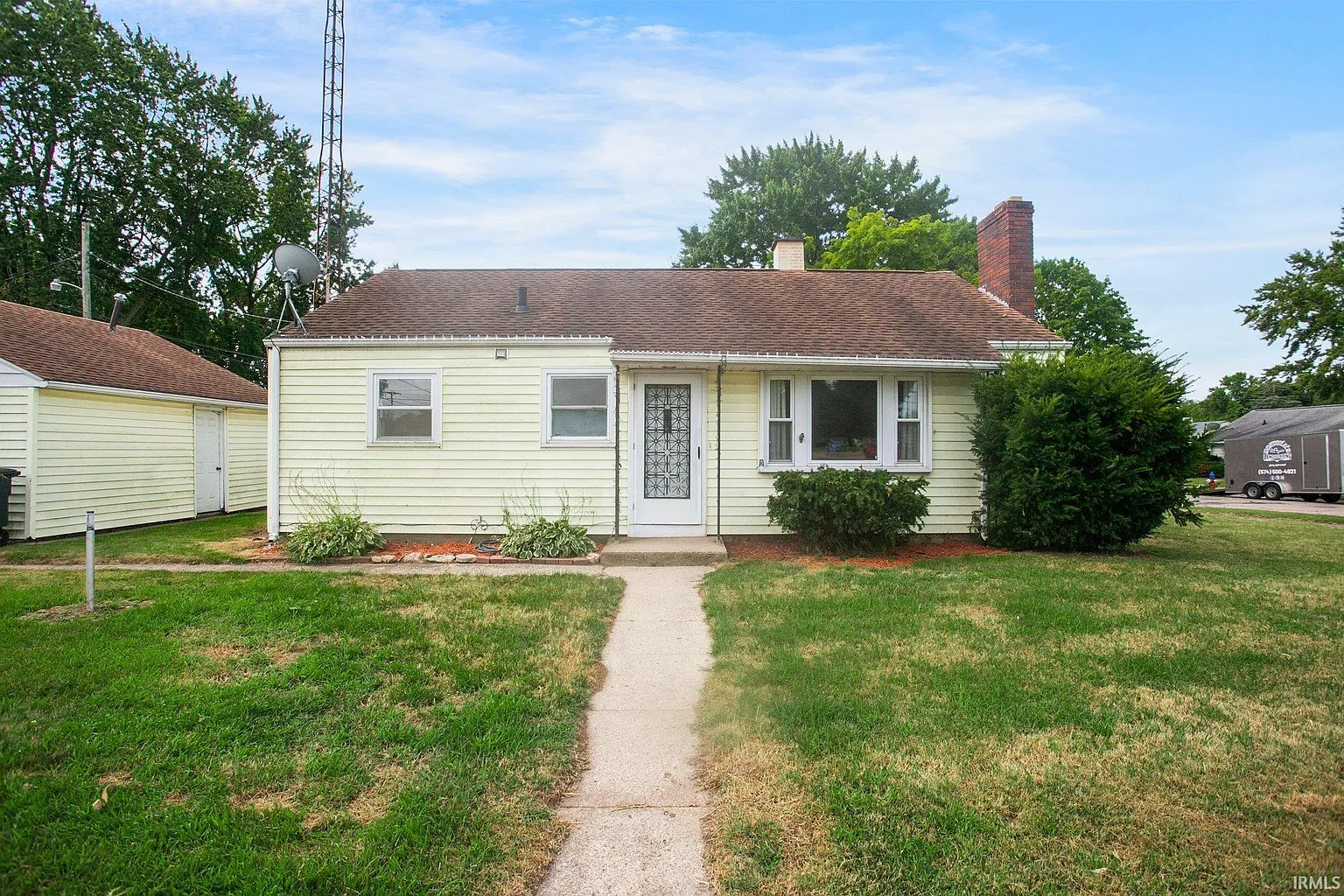 3620 S Saint Joseph St photo 1