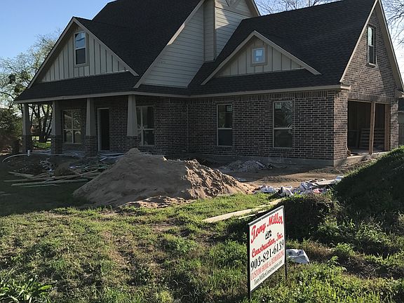 302 N. Main Dr. Van Alstyne