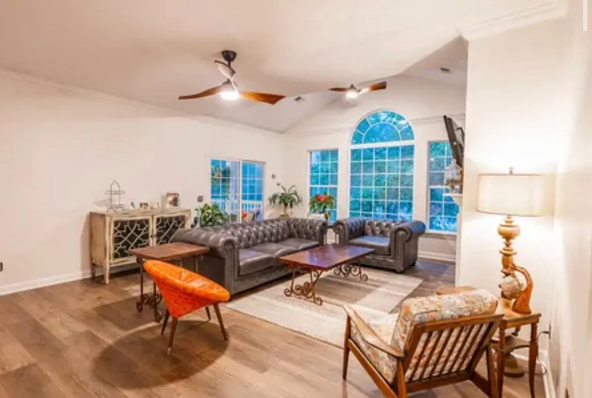 2 bed, 1624 sqft, $2,000 — Photo 4