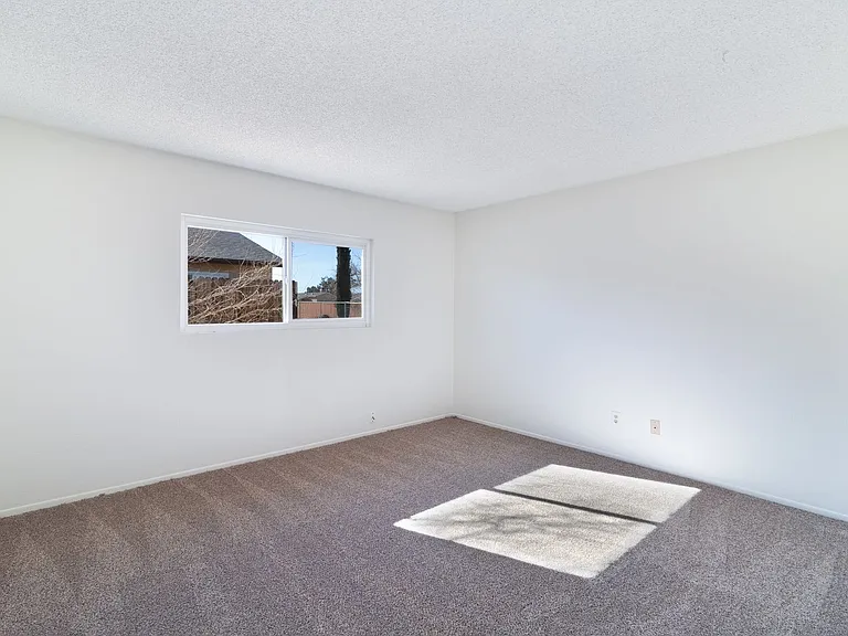 10868 Kiowa Rd — Photo 8