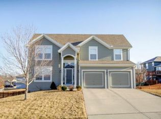 8105 NE 106th St, Kansas City, MO 64157