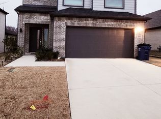 108 Buckeye St, Forney, TX 75126