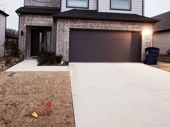 108 Buckeye St, Forney, TX 75126