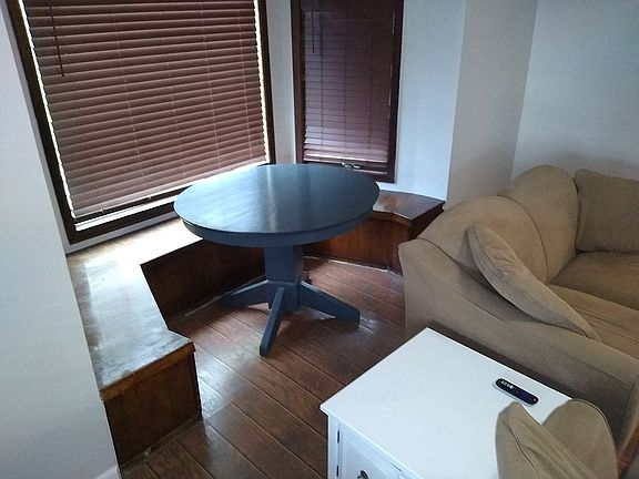 Breakfast nook