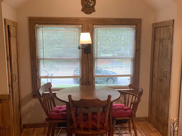 325A E Rhode Island Ave #UPSTAIRS — Photo 3
