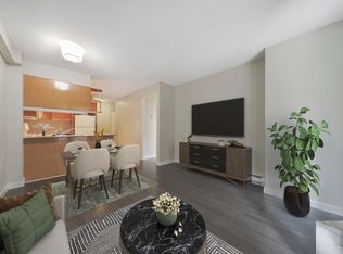 1189 Howe St #309, Vancouver, BC V6Z2X4