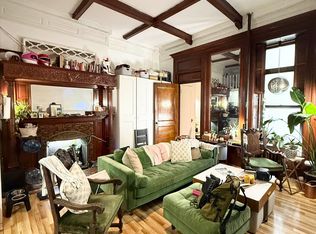 32 W 69th St APT 1A, New York, NY 10023