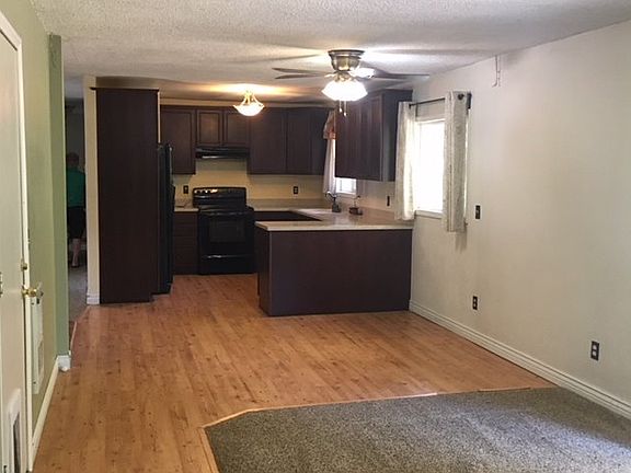2nd image of 12202 NE 24th St