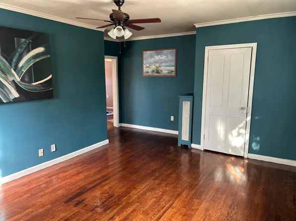 1653 Capouse Ave, Scranton, PA 18509