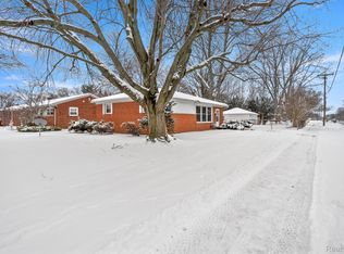 36715 Glenwood Rd, Wayne, MI 48184