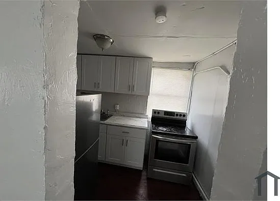 613 NW 27th Ave #2 — Photo 8