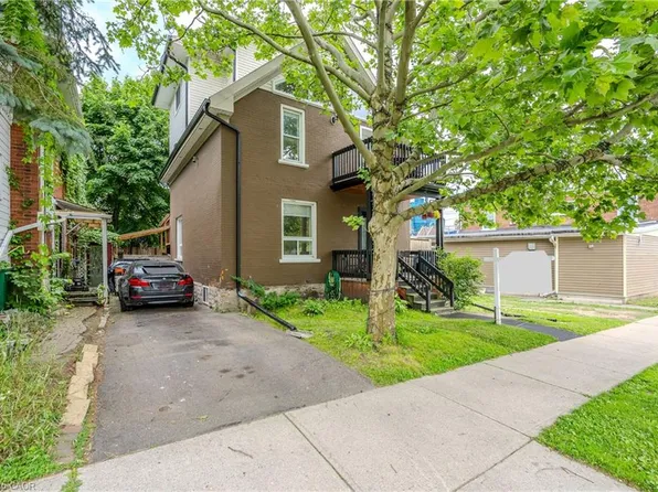 33 Glasgow St, Kitchener, ON N2G 2G6