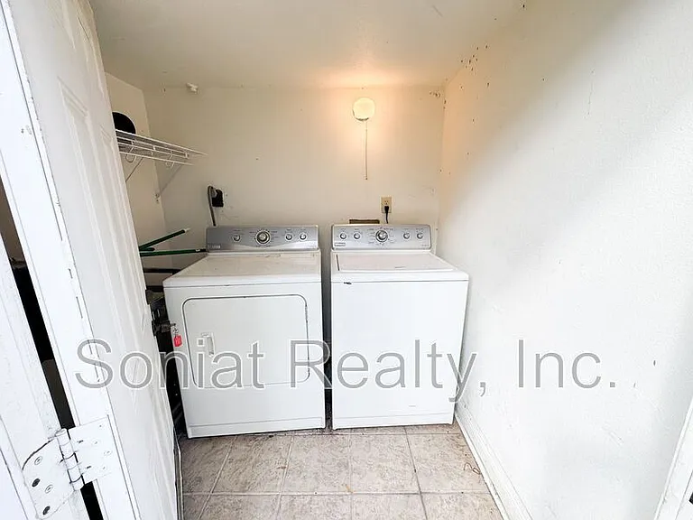 1621 Crete St #1 — Photo 7