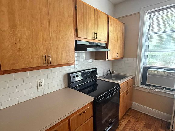 5th image of 6802 Owls Head Ct #1F