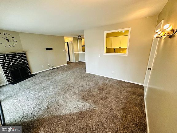 4th image of 101 Vail Ct